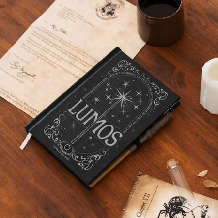 NOTES HARRY POTTER LUMOS ŚWIECĄCY Z DŁUGOPISEM RÓŻDŻKĄ ORYGINALNY