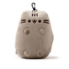 KOT PUSHEEN MASKOTKA PODUSZKA Z OPASKĄ PODRÓŻNA