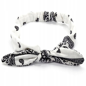 OPASKA DO WŁOSÓW BANDAMA COUNTRY WESTERN KOWBOJ ROCK Z KOKARDĄ BIAŁA